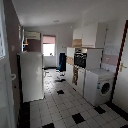 Strkalj Apartamento Tisno